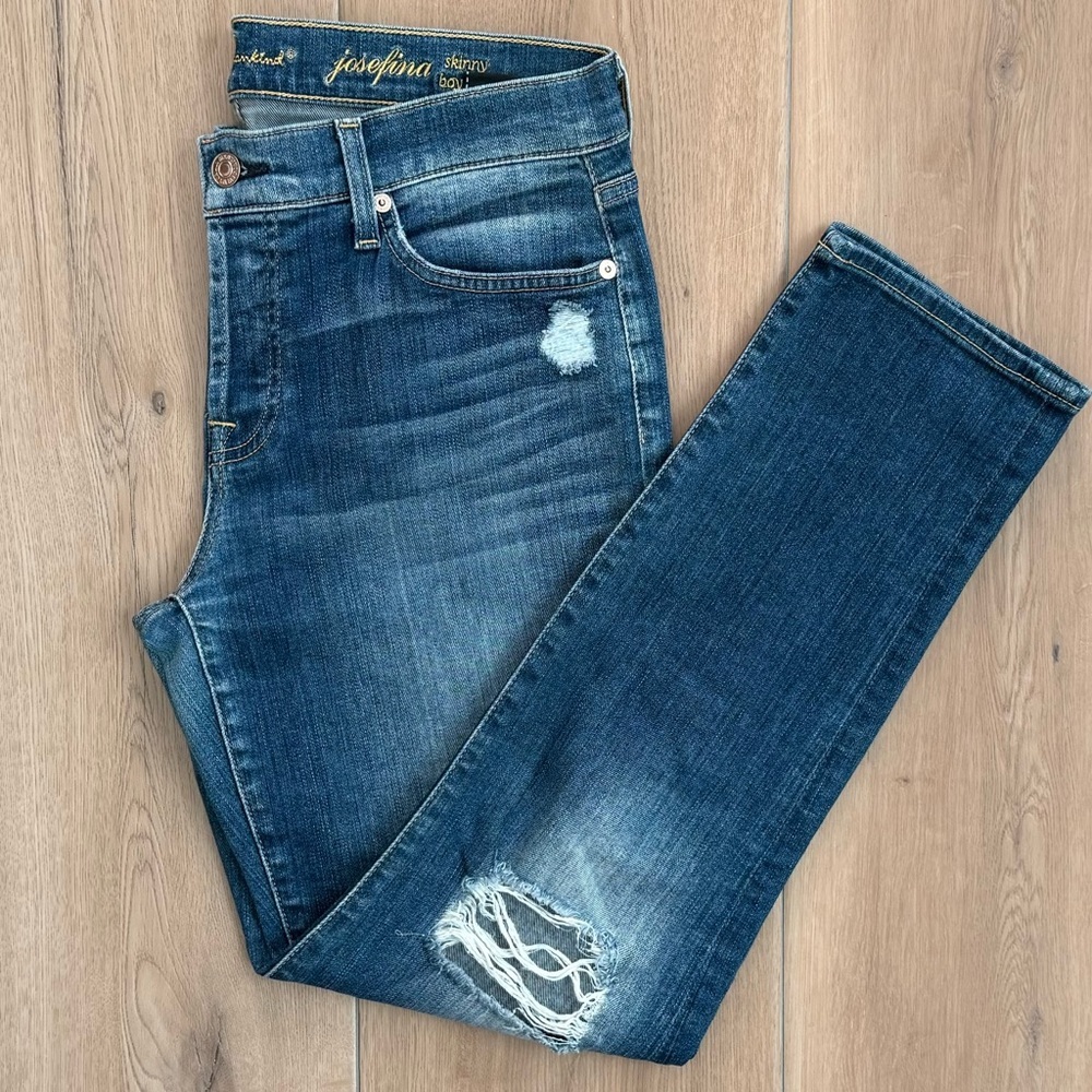 7 For All Mankind Josefina Distressed Skinny Boyfriend Jeans Size 27 - Picture 4 of 10
